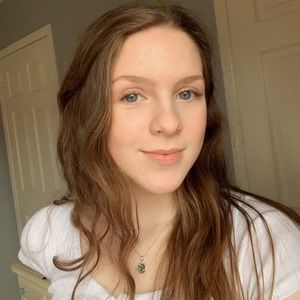 Meet your Posher, Anabelle